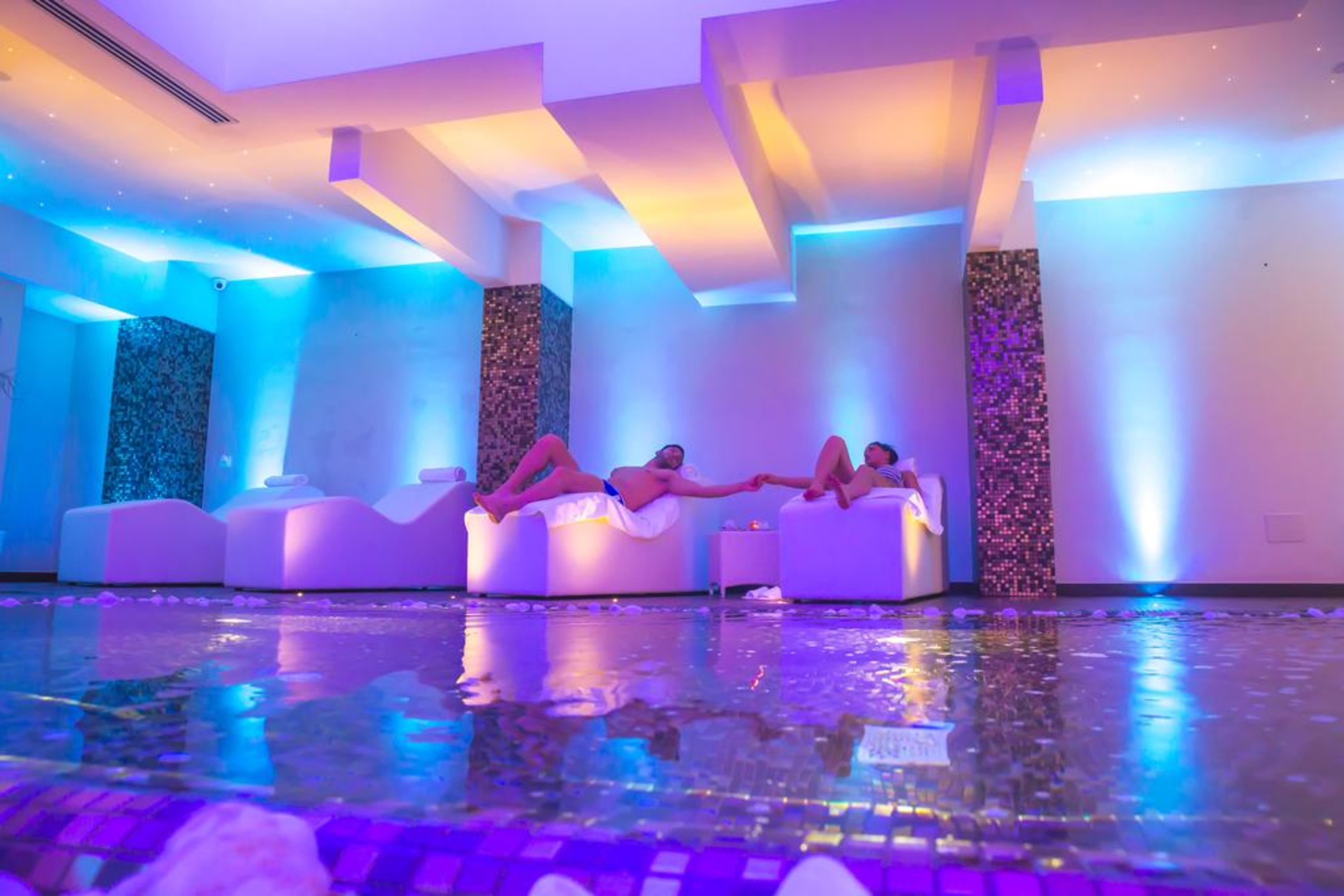 Hotel Degli Ulivi Ферандина Екстериор снимка