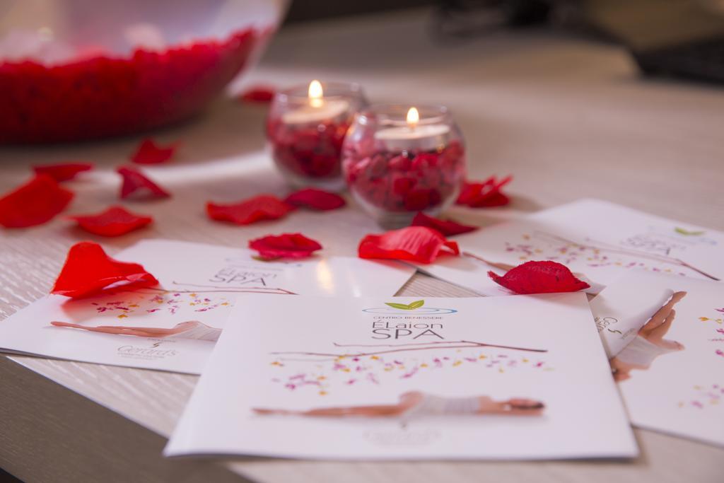Hotel Degli Ulivi Ферандина Екстериор снимка